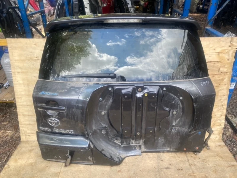 Крышка багажника Toyota RAV4 2006-2012 6700542372 30