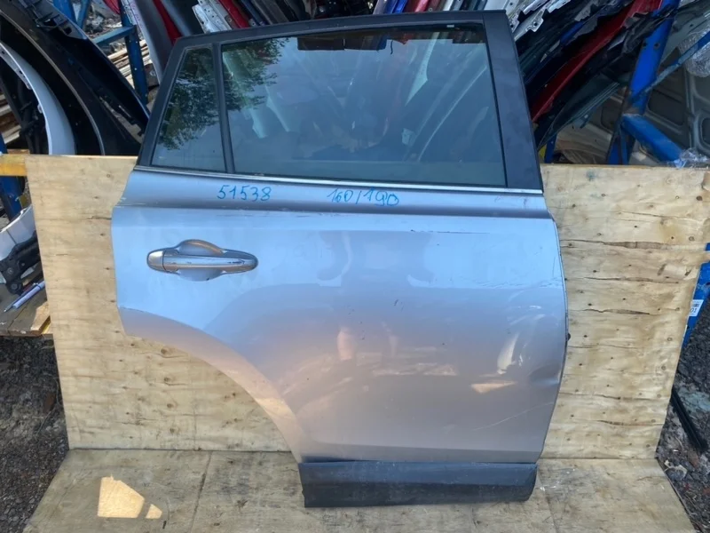 Дверь Toyota RAV4 2013-2018 6700342180 40, задняя правая