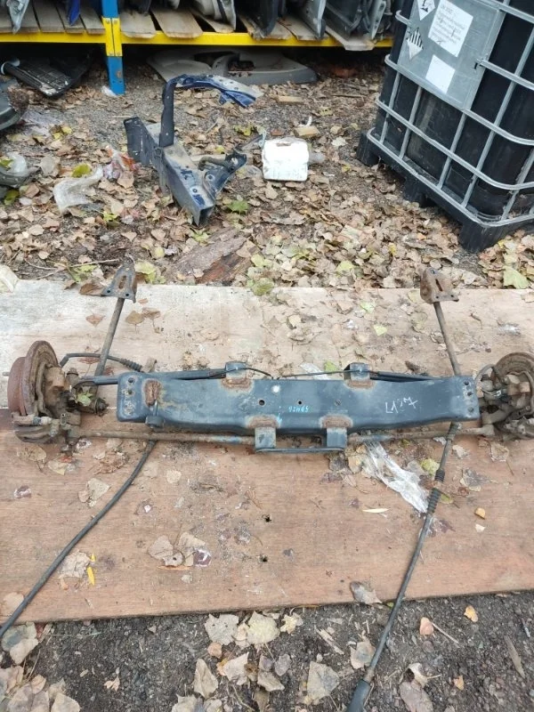 Балка подвески Chevrolet Lacetti 2004-2013 96550045