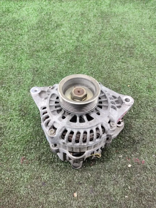 Генератор Mitsubishi Outlander 1 2000-2005 MN128991 4G63