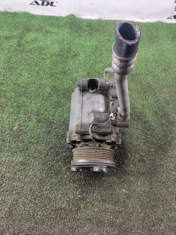 Компрессор кондиционера Mitsubishi Outlander 1 2002-2008 MR460704 4G63 4G64 4G69