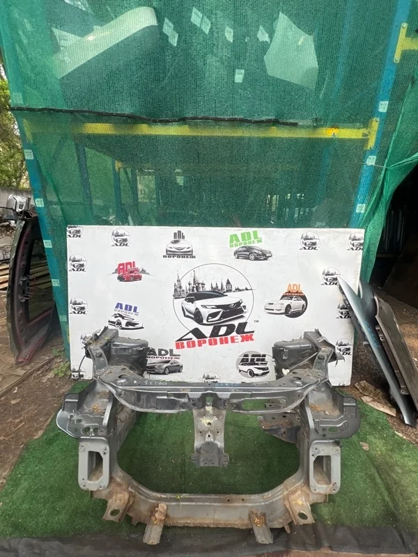 Панель передняя Peugeot 4007 2007-2012 7106F4