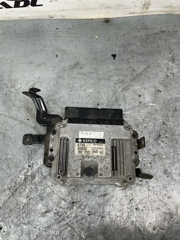 Эбу двигателя Hyundai Solaris 2010-2017 391242B690 G4FA 1.4 99-109 Л.С