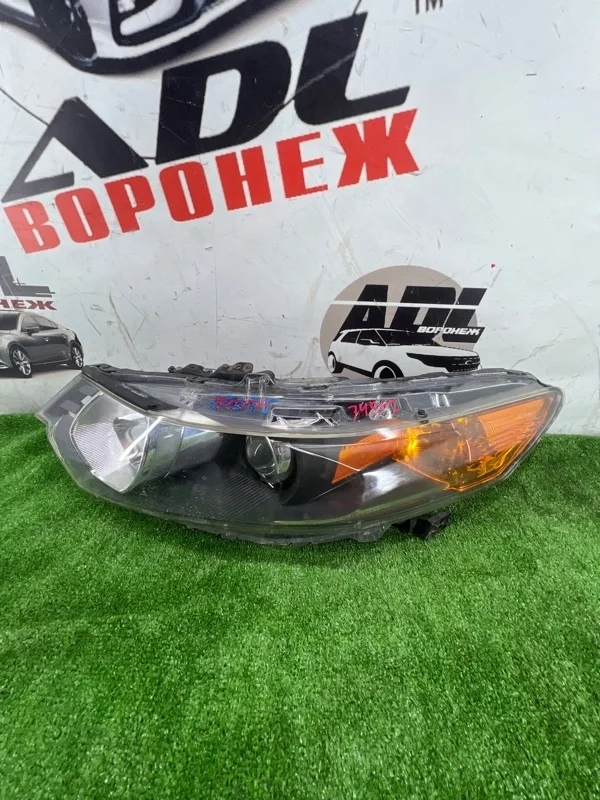 Фара ксенон Honda Accord 8 2008-2010 33101TL0G13, левая