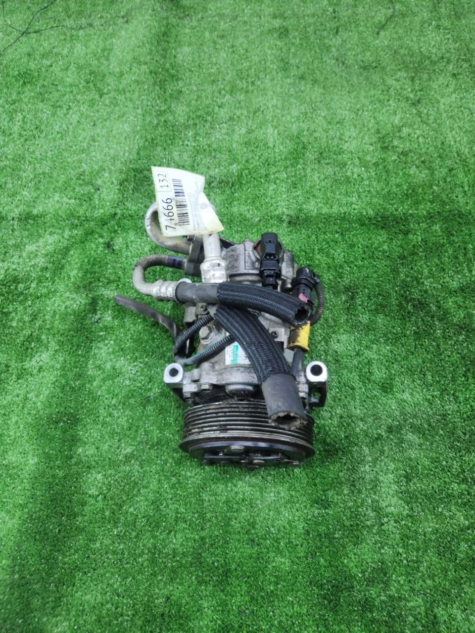 Компрессор кондиционера Peugeot 308 2007-2014 05880509061 EP6