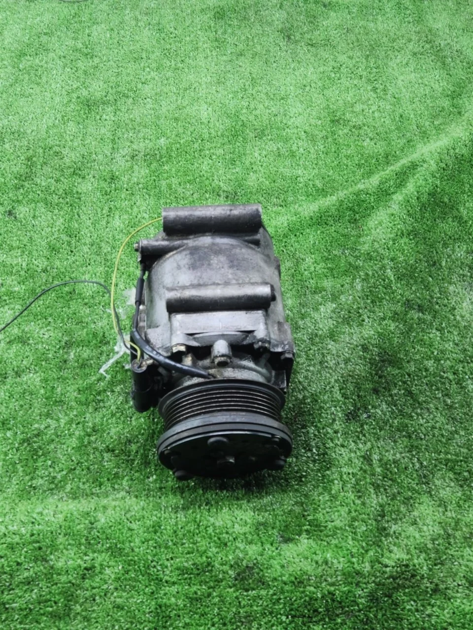 Компрессор кондиционера Ford Focus 1998-2004 1779107 1 EDDB EDDC EDDD EDDF 2.0Л 131ЛС