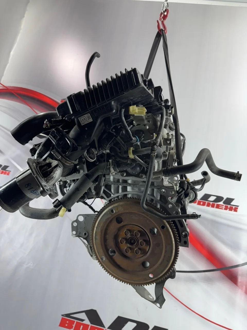 Двигатель Mazda 3 2002-2009 Z62702300J Z6