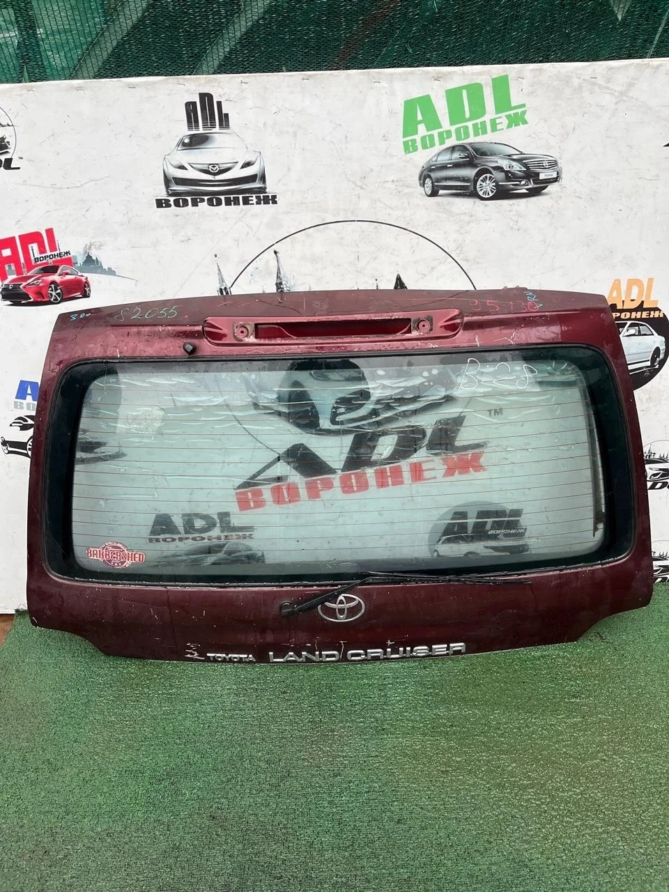 Крышка багажника Toyota Land Cruiser 1998-2007 6700560830 100