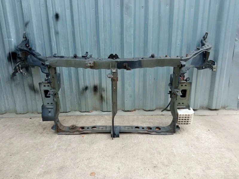 Панель передняя Toyota Avensis 3 2008-2015 5320105907 T270