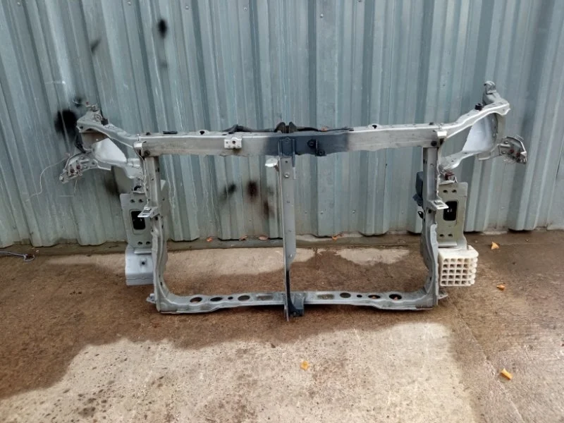 Панель передняя Toyota Avensis 3 2008-2015 5320105907 T270