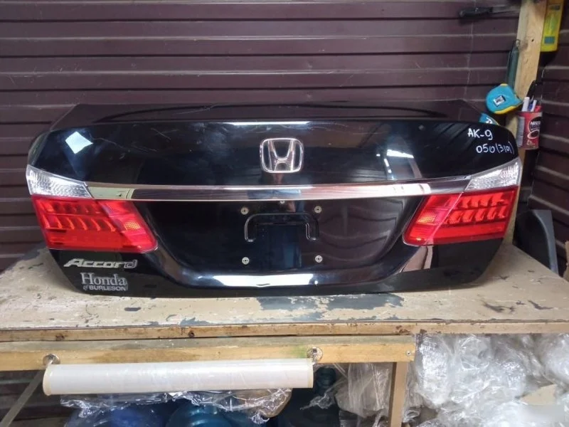 Крышка багажника Honda Accord 9 2013-2015 68500T2AY10ZZ