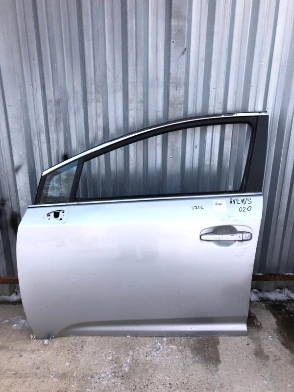 Дверь Toyota Avensis 3 2008-2015 6700205071 T270, передняя левая