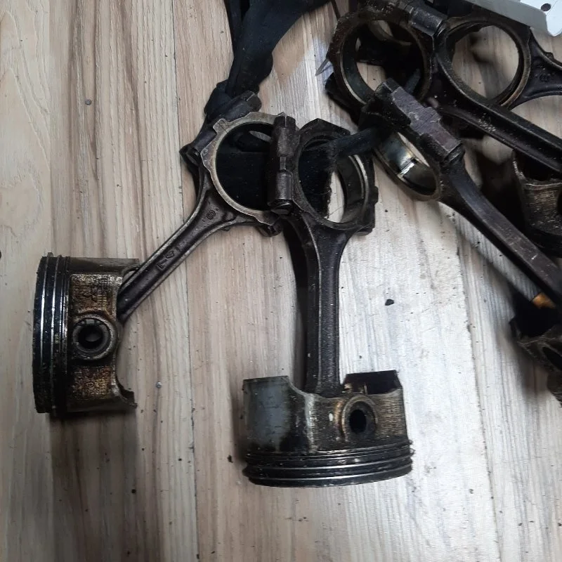 Поршень шатун Mitsubishi Pajero 2006-2012 1115A361 6G75