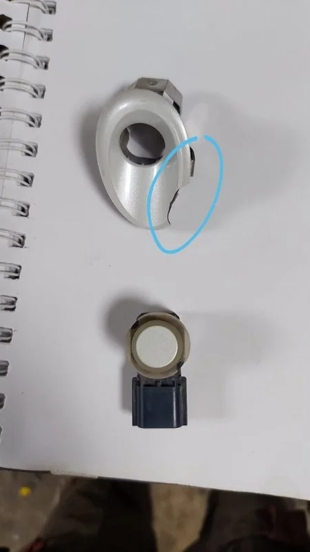 Датчик парктроника Mitsubishi Pajero Sport 3 2015-2021 990G238627, передний