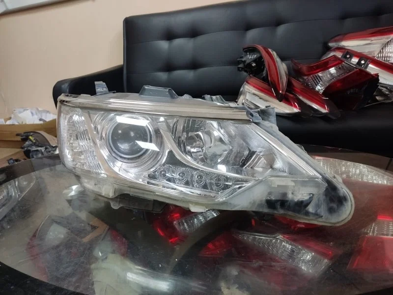 Фара ксенон Toyota Camry 2014-2017 8114533800 55, правая