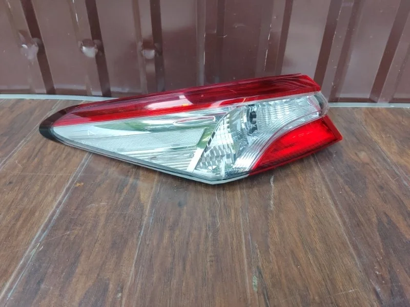 Фонарь Toyota Camry 2018-2021 8156133660 70, левый