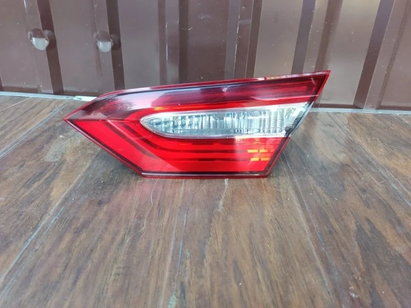 Фонарь Toyota Camry 2018-2021 8158133320 70, правый