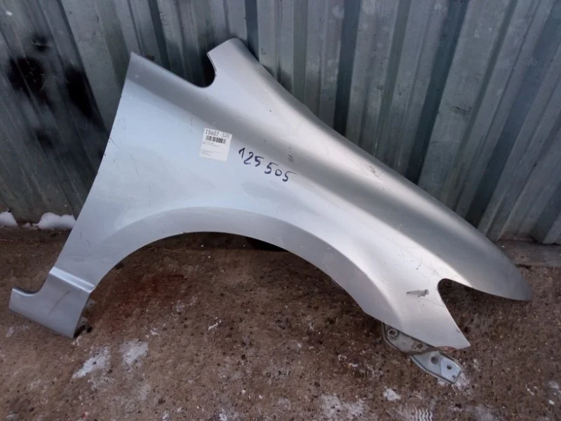 Крыло Honda Civic 8 2006-2011 60211SNBJ00ZZ 4D, переднее правое