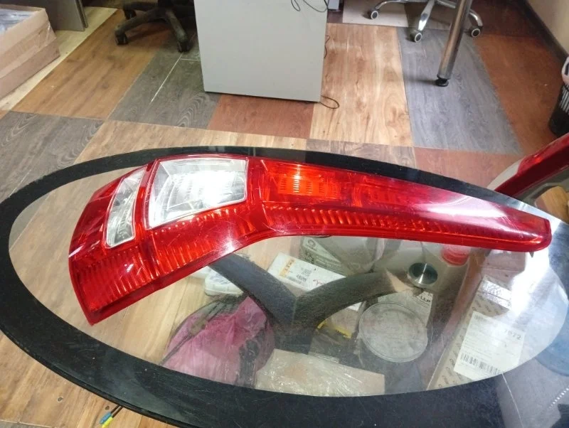 Фонарь Honda CR-V 3 2007-2012 33501SWWG01, правый