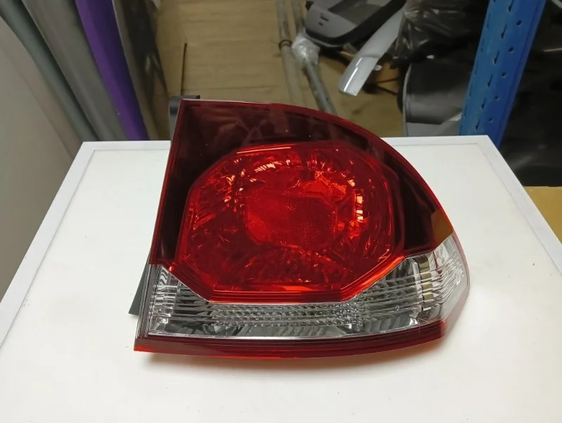 Фонарь Honda Civic 8 2009-2011 33501SNBG51 4D, правый