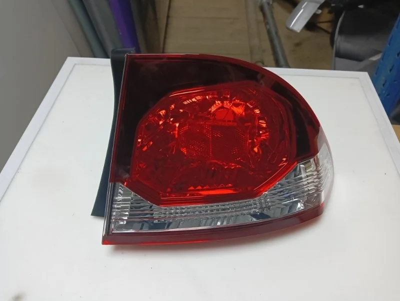 Фонарь Honda Civic 8 2009-2011 33501SNBG51 4D, правый
