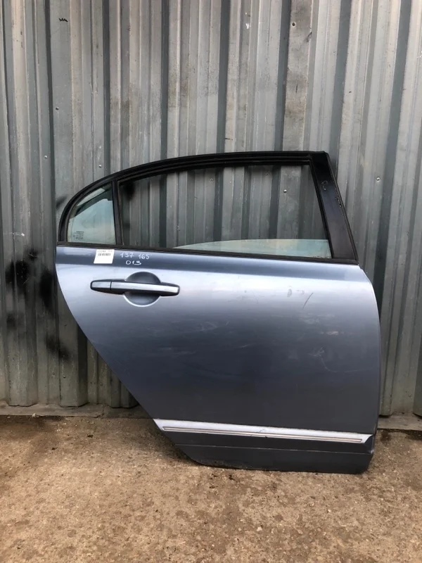 Дверь Honda Civic 8 2006-2011 67510SNAU00ZZ 4D, задняя правая