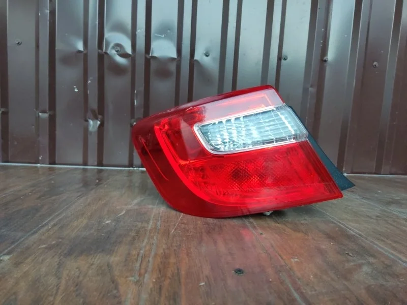 Фонарь Toyota Camry 2011-2014 8156133550 50, левый