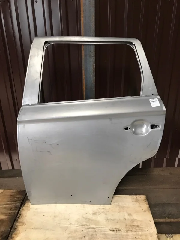 Дверь Mitsubishi Outlander 3 2015-2021 5730B557, задняя левая
