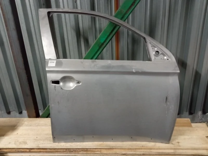 Дверь Mitsubishi Outlander 3 2015-2021 5700B844, передняя правая