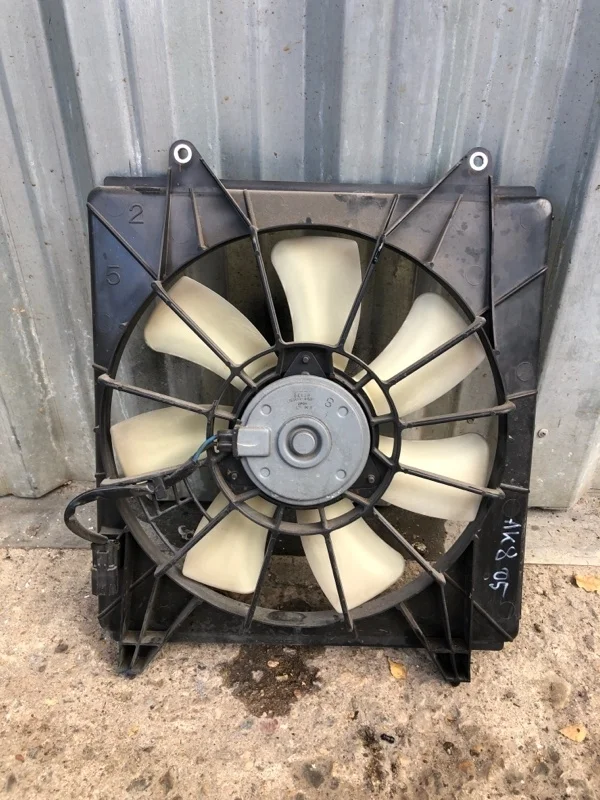 Диффузор вентилятора кондиционера Honda Accord 8 2008-2010 38615R40A01