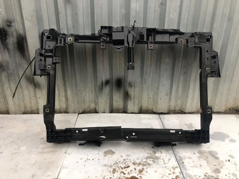 Панель передняя Mazda CX-7 2006-2012 EH1053110B