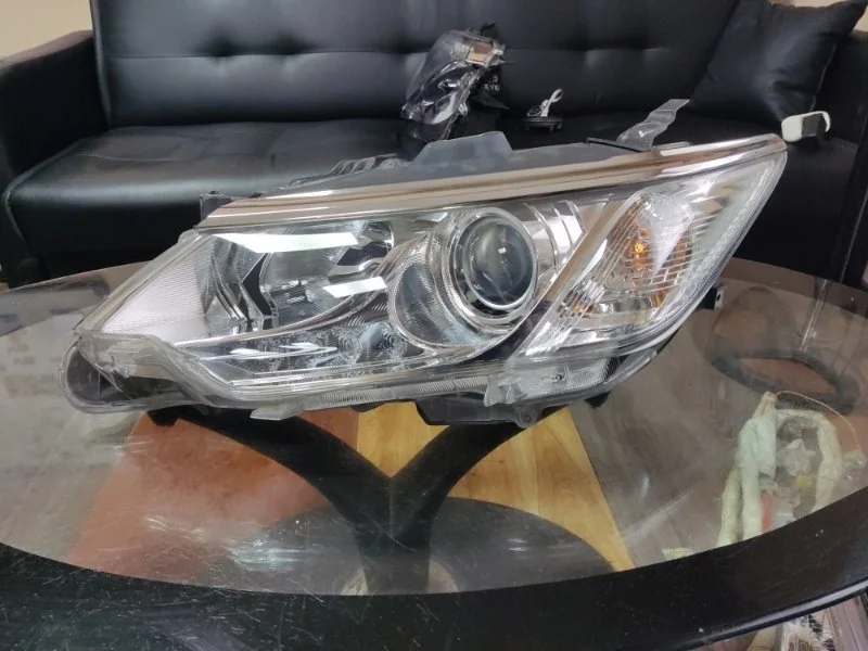 Фара ксенон Toyota Camry 2014-2017 8118533891 55, левая
