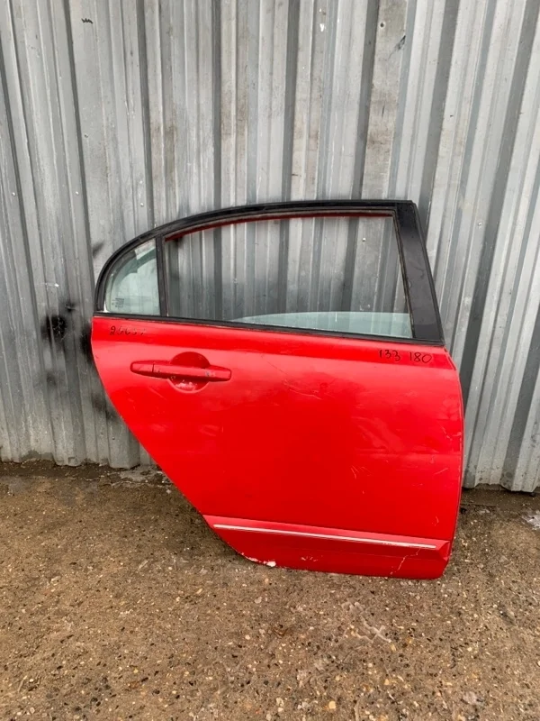 Дверь Honda Civic 8 2006-2011 67510SNAU00ZZ 4D, задняя правая