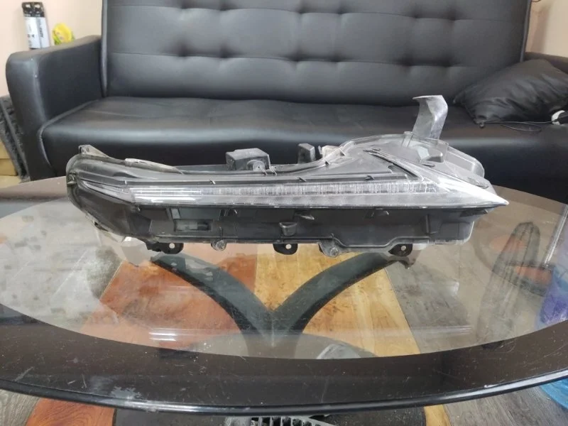 Ходовой огонь Lexus NX 2014-2021 8161078040, правый