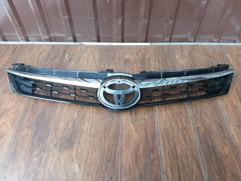 Решетка радиатора Toyota Camry 2014-2017 5311406250 55