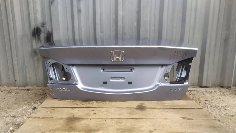 Крышка багажника Honda Civic 8 2009-2011 68500SNBG10ZZ 4D
