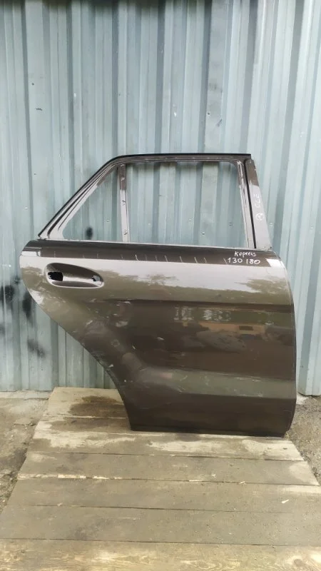 Дверь Mercedes-Benz GLE 2015-2018 A1667300205 W166, задняя правая
