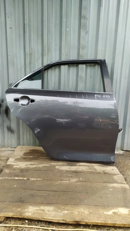 Дверь Toyota Camry 2012-2017 6700306270 50 55, задняя правая