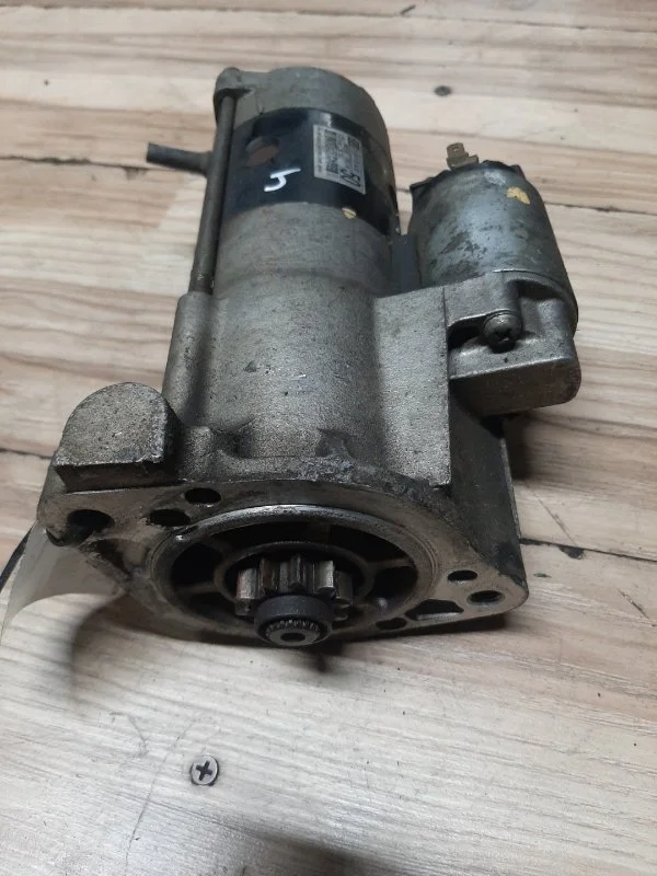 Стартер Mitsubishi Pajero 2000-2010 1810A050 4M41