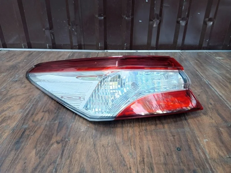 Фонарь Toyota Camry 2018-2021 8156133660 70, левый