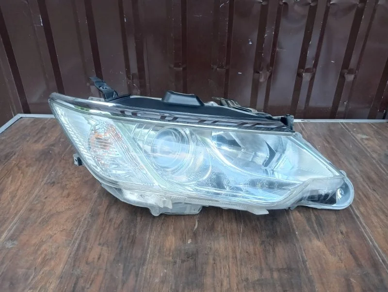 Фара ксенон Toyota Camry 2014-2017 8114533800 55, правая