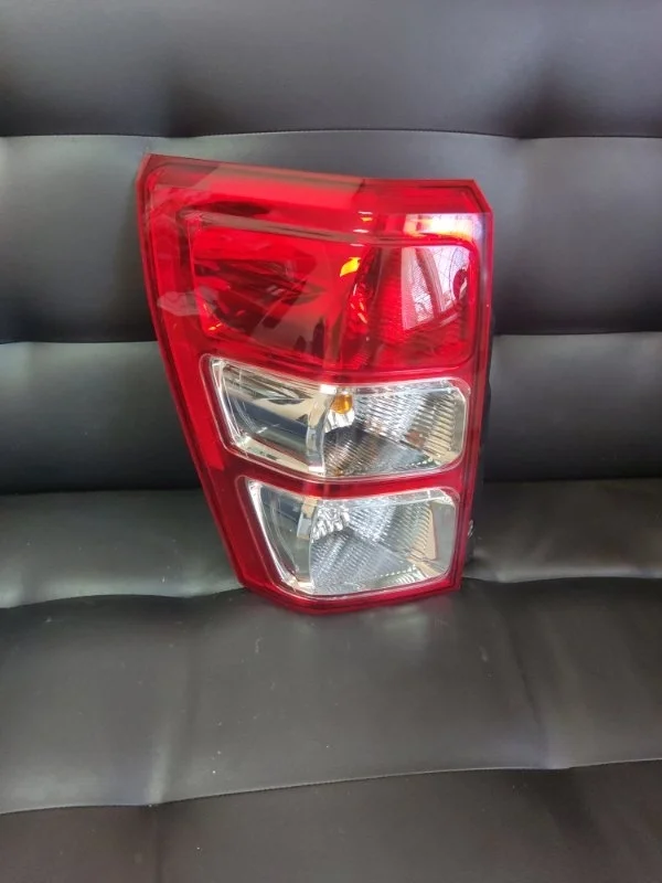 Фонарь Suzuki Grand Vitara 2006-2015 3567064J20, левый