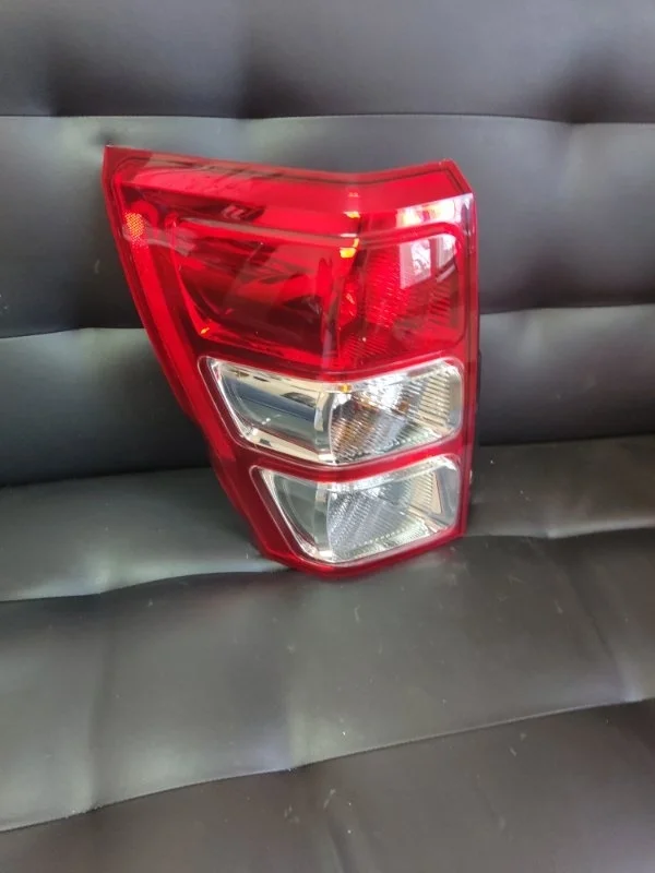 Фонарь Suzuki Grand Vitara 2006-2015 3567064J20, левый