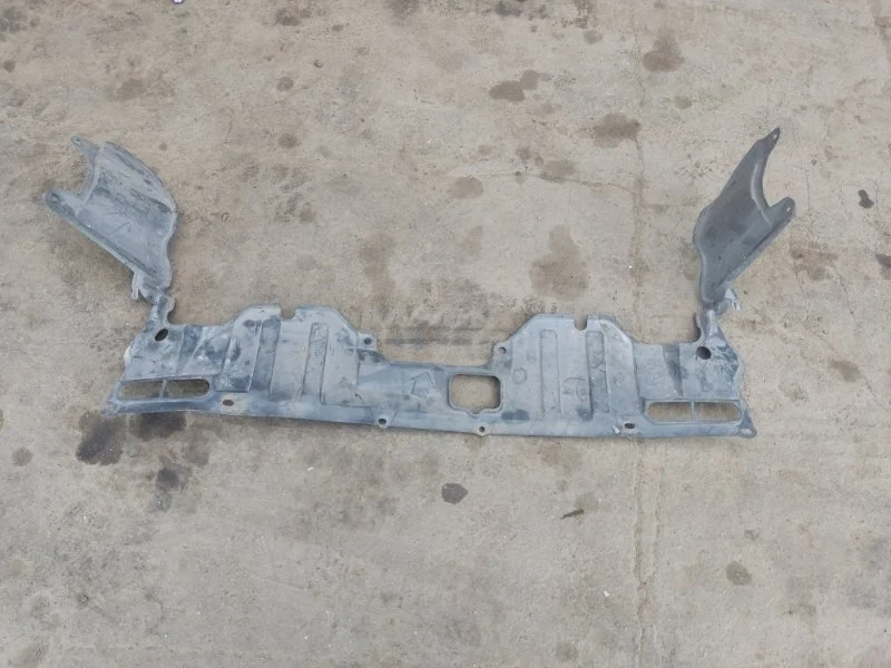 Пыльник бампера Honda Civic 8 2006-2008 74111SNAA00 4D, передний