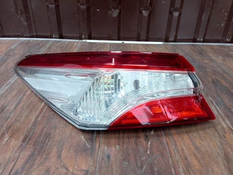 Фонарь Toyota Camry 2018-2021 8156133660 70, левый