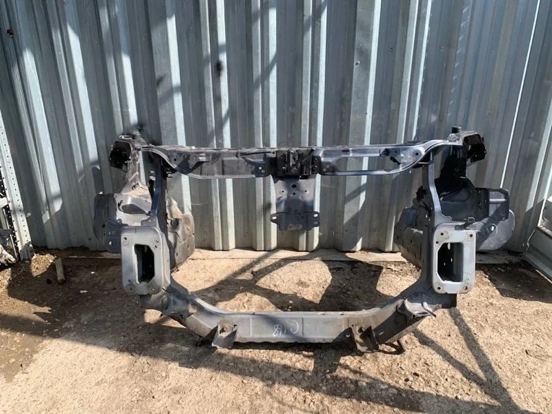 Панель передняя Peugeot 4007 2007-2012 7106F3