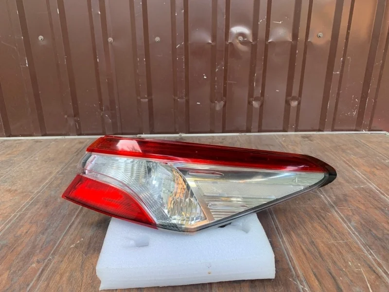 Фонарь Toyota Camry 2018-2021 8155133660 70, правый