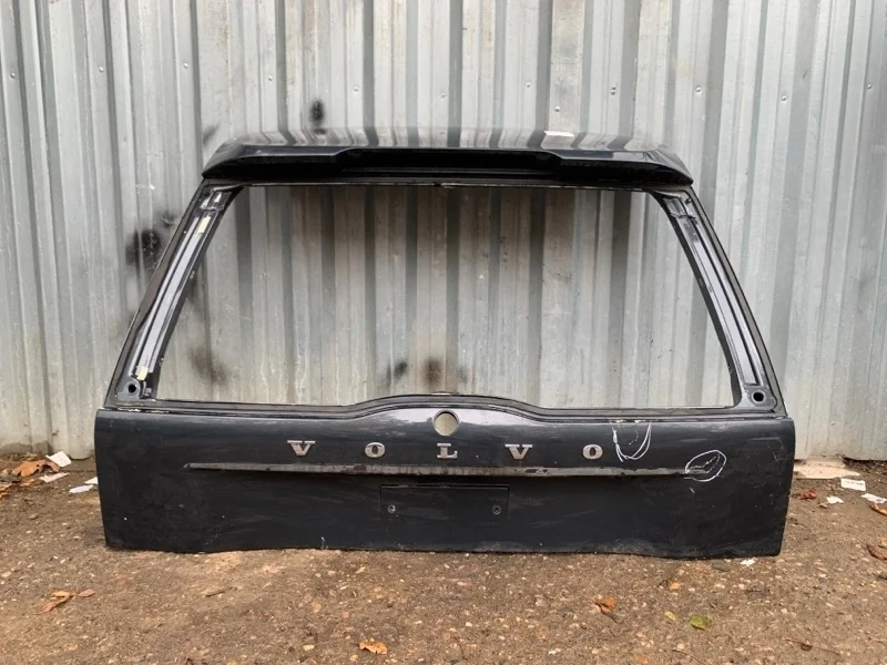 Крышка багажника Volvo XC90 2002-2015 39852821