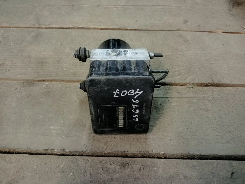 Блок управления Абс Peugeot 4007 2007-2012 4670A340