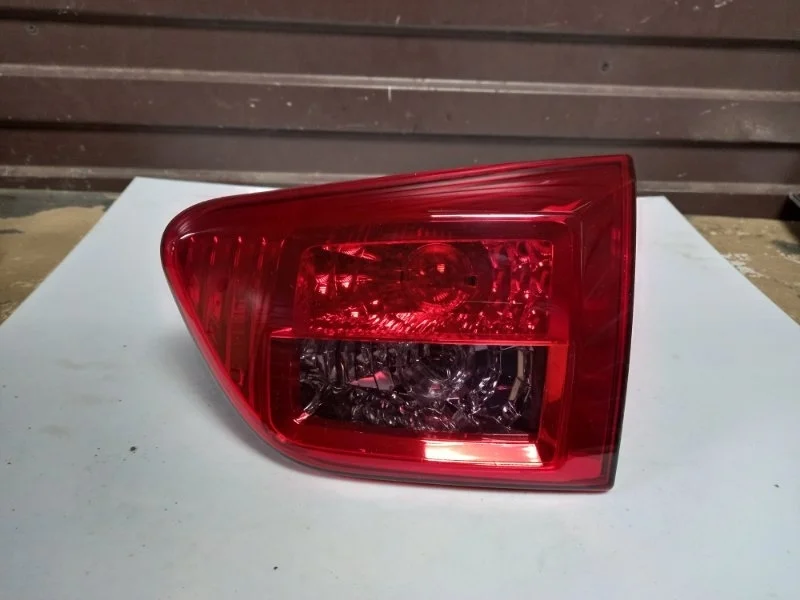 Фонарь Peugeot 4007 2007-2012 6351EH, правый